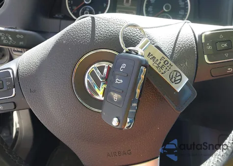 2017 Volkswagen Tiguan 2.0T Sport z USA, uszkodzony, nr VIN WVGUV7AX8HW504579